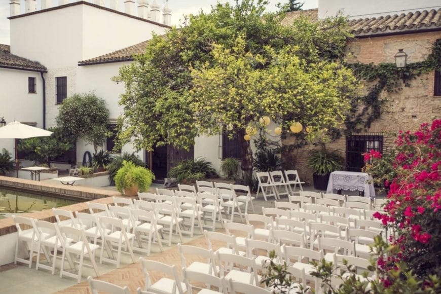 Bodas Civiles Jerez Cádiz Oficiante celebrante de bodas en Jerez de la Frontera en francés, inglés, italiano, alemán, portugués. Bilingual ceremonies.
