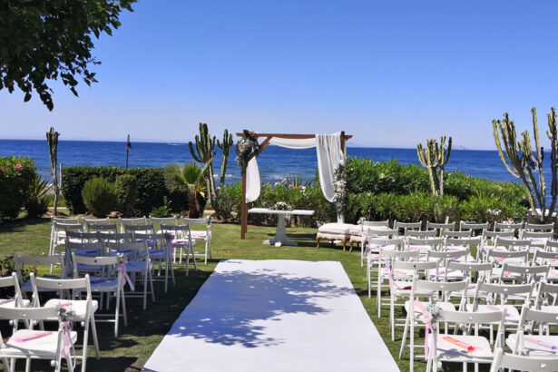 Oficiante de bodas en restaurante Tikitano, Estepona